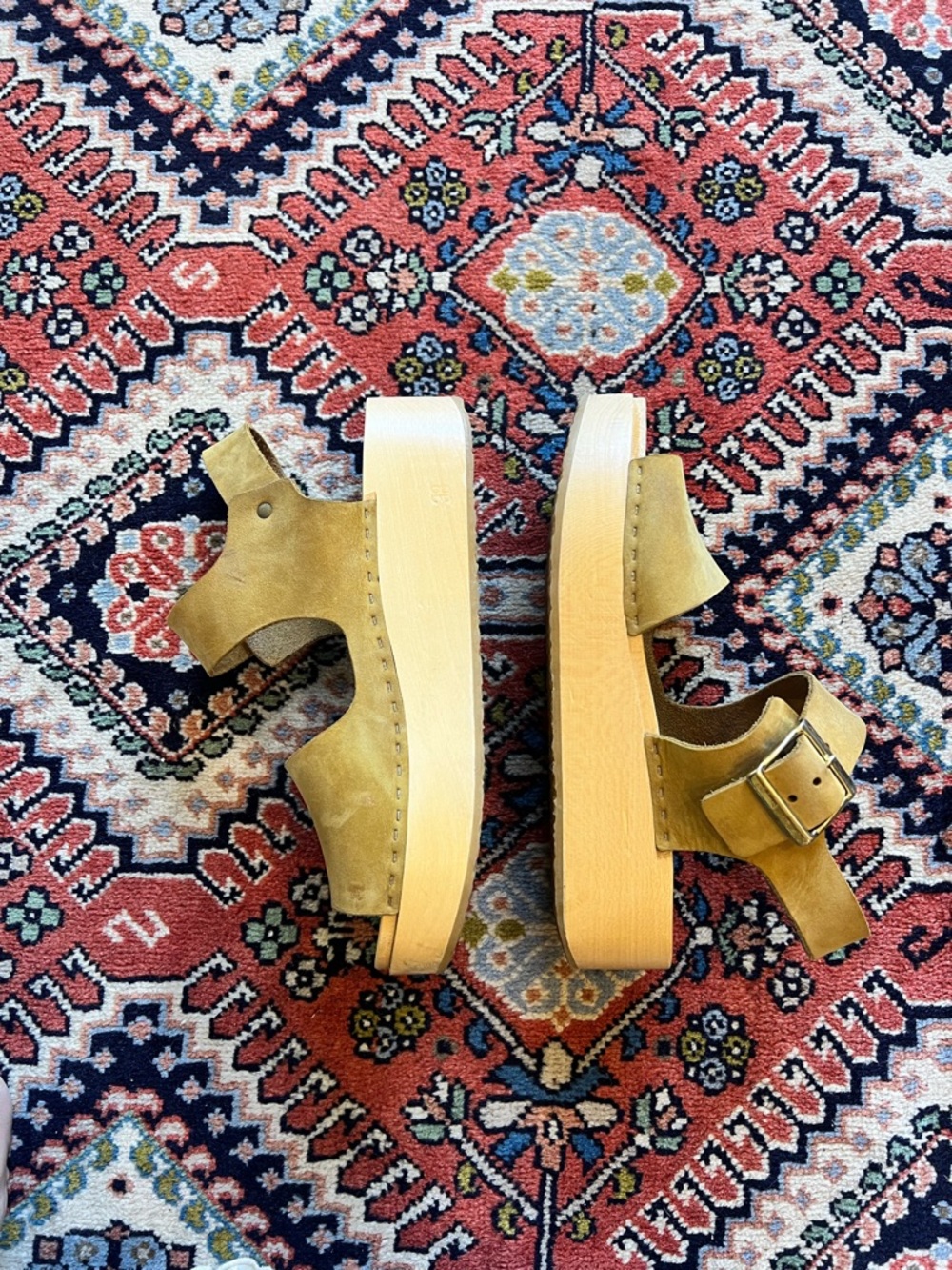 Bryr Ursi Fennel Suede Platform Sandal Clogs - Picture 3 of 7